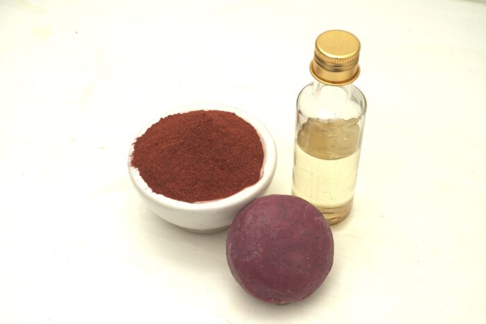 Red Sandal/Raktha Chandan Soaps for all skin types - 4 Pcs - Image 3