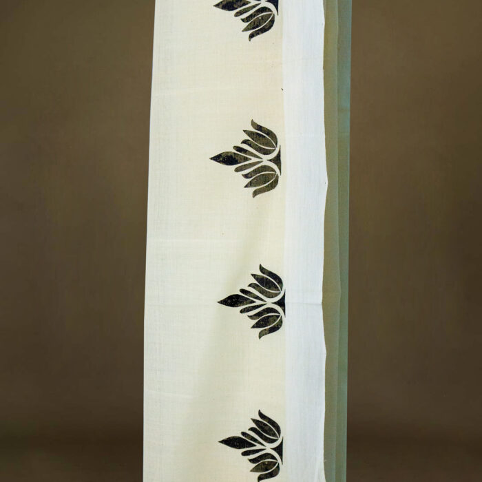 Kerala Handloom Saree with Lotus Block Print - Image 3