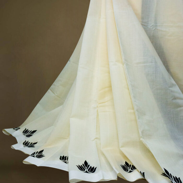 Kerala Handloom Saree with Lotus Block Print - Image 2