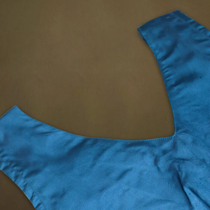 Sleeveless Cotton Silk Blouse with Princess Cut - Image 3