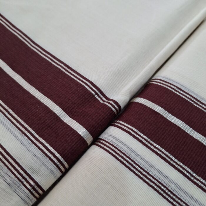 Kerala Handloom Set Mundu with Maroon Borders (7) - Image 3