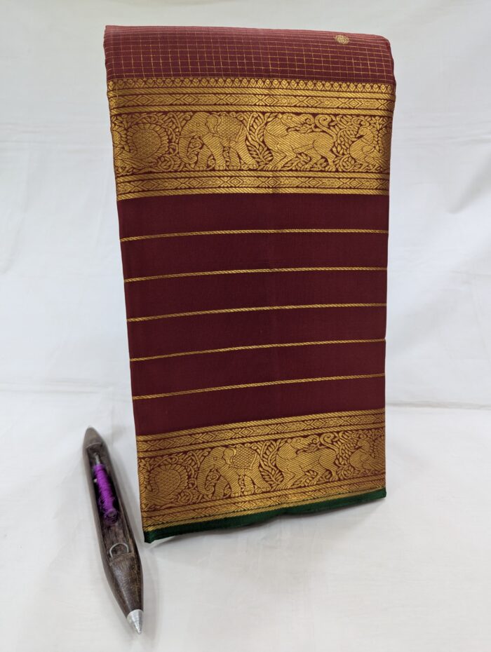 Pure Kanchipuram Maroon Silk Saree (14) - Image 3