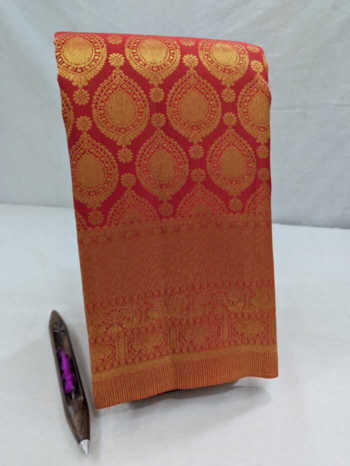 Pure Red with Golden Kanchipuram Silk Saree (42) - Image 4