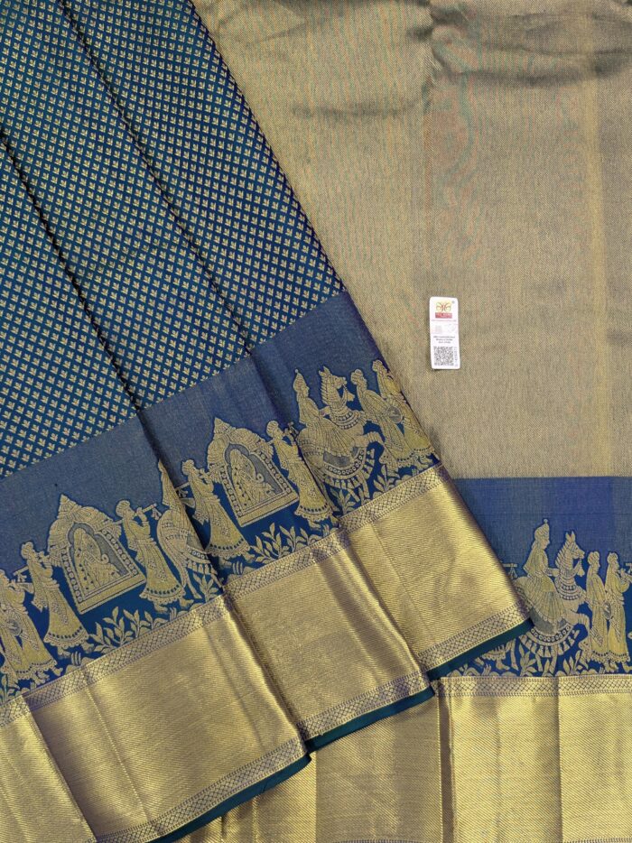 Pure Midnight Blue with Golden Kanchipuram Silk Saree (46) - Image 4