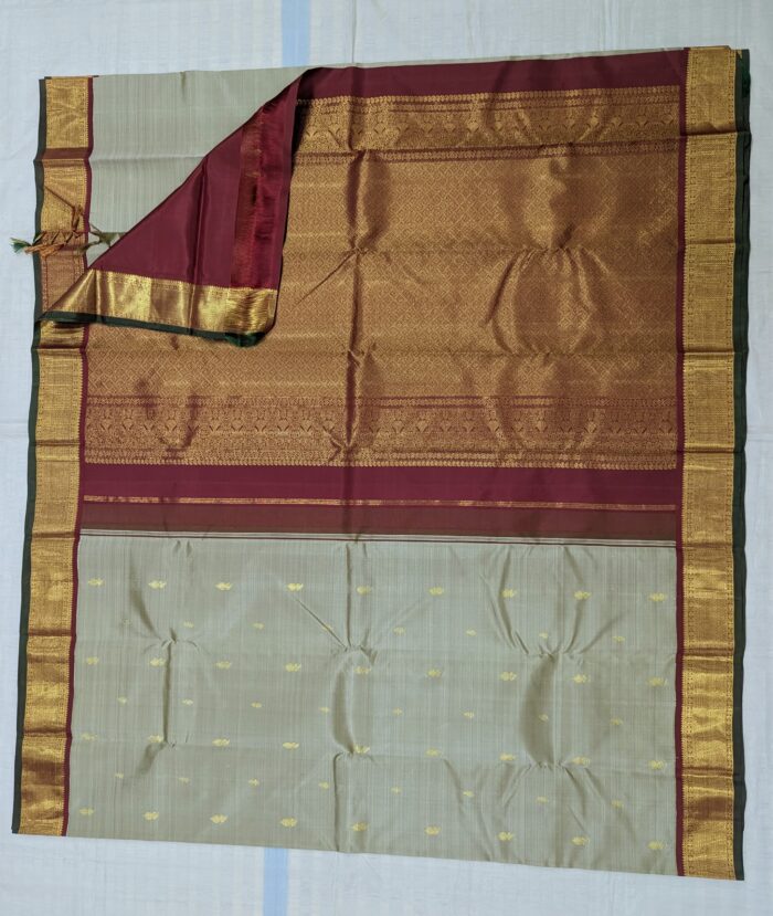 Pure Kanchipuram Beige Silk Saree (22) - Image 4