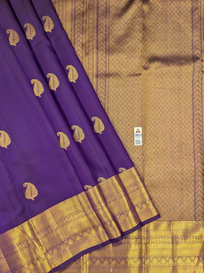 Pure Violet with Golden Kanchipuram Silk Saree (45) - Image 2