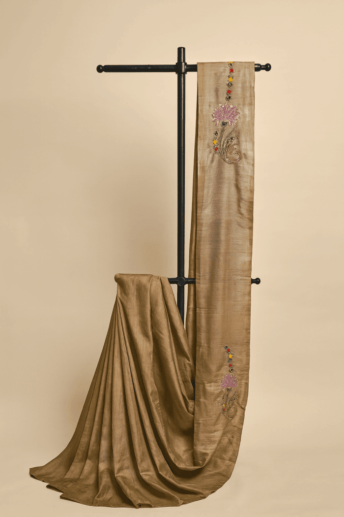 8bc7bb58-54e9-4294-aa11-61d54ca0b025 Olive green Hand Embroidery Matka Silk Saree (11) - Image 1