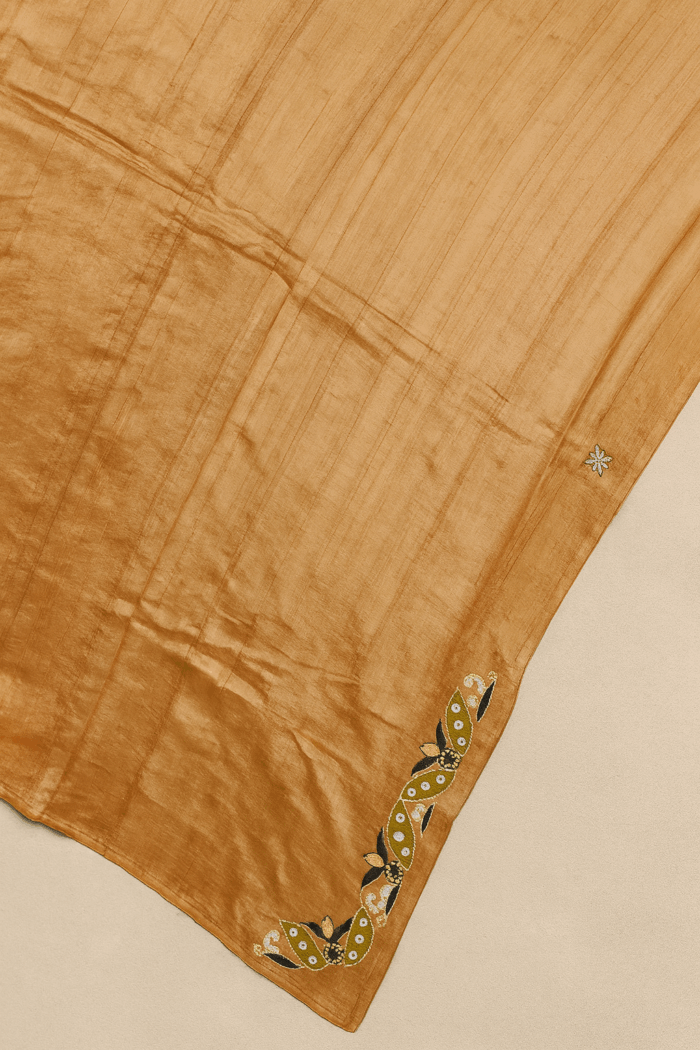 Orange Hand Embroidery Tussar Silk Saree (10) - Image 4