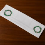 2 Premium Embroidered Bath Towels with Dark Green Wreath Design (120 x 70 cm) - Image 2