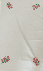 2 Premium Embroidered Bath Towels with Red Daisy Floral Design (120 x 70 cm) - Image 2