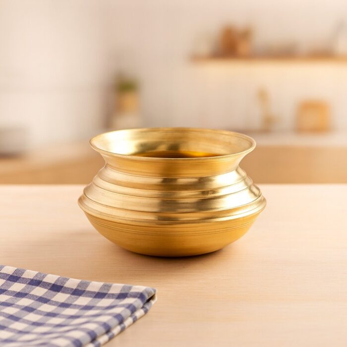 d11ab154-3ecf-4cdf-a157-7543c399ad75 Bronze Oodu Pot - Image 1