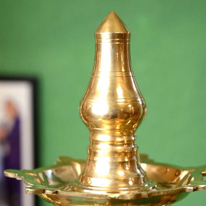 Traditional Kerala Deepasthambham Oil Lam - Image 2