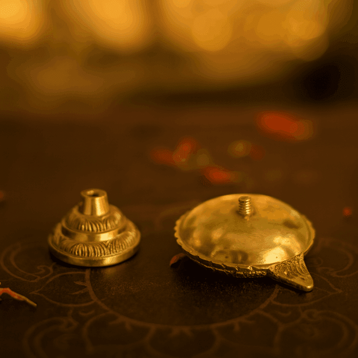 Brass Kuber Diya - Image 3