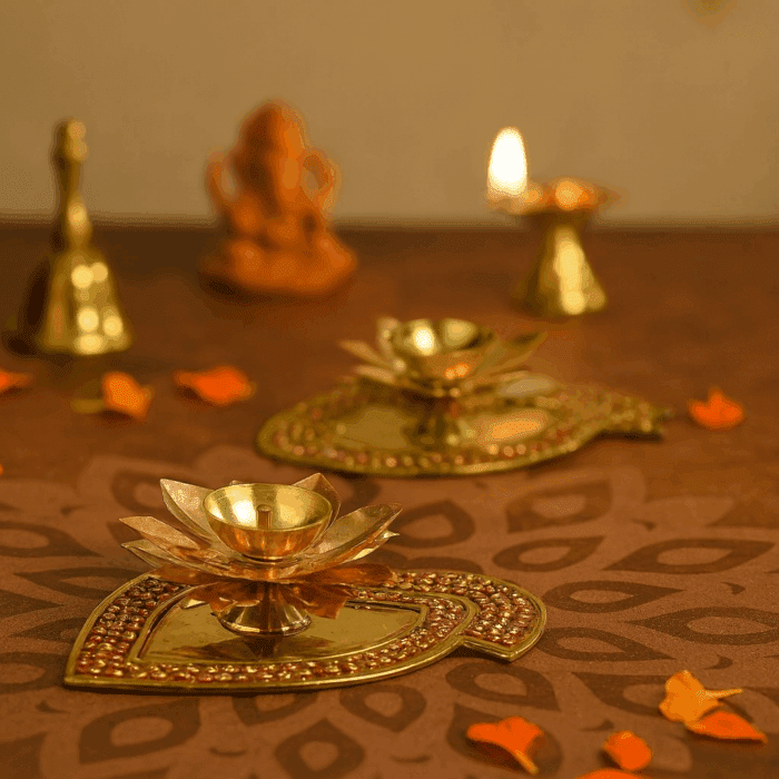 Floral Design Anayaa Vilakku/ Akhand Diya Oil lamp - Image 2