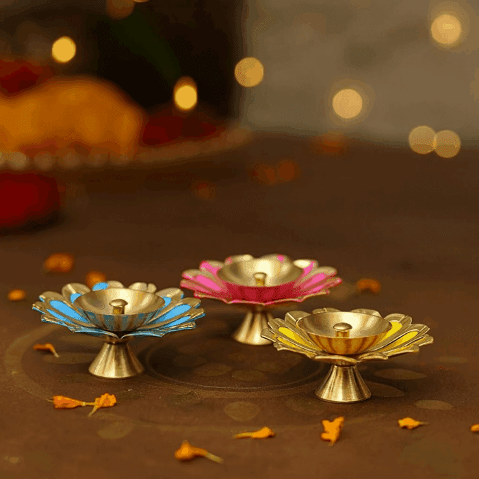 Flower Shaped Diya Set - Image 2