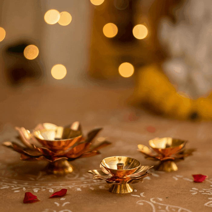 Lotus shaped Anayaa Vilakku/Akhand Diya - Image 2