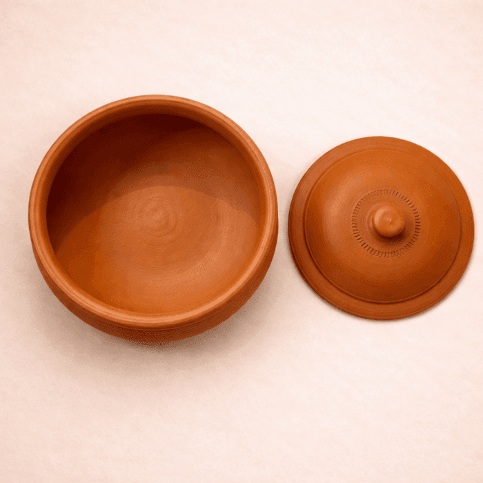 Handmade Clay Cooking Pot with Lid - Image 4