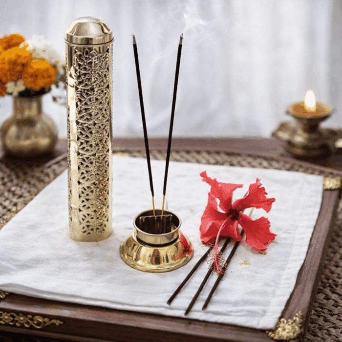 9776684d-3daa-4b83-9316-e85937b5db78 Golden Brass Incense Holder - Image 1
