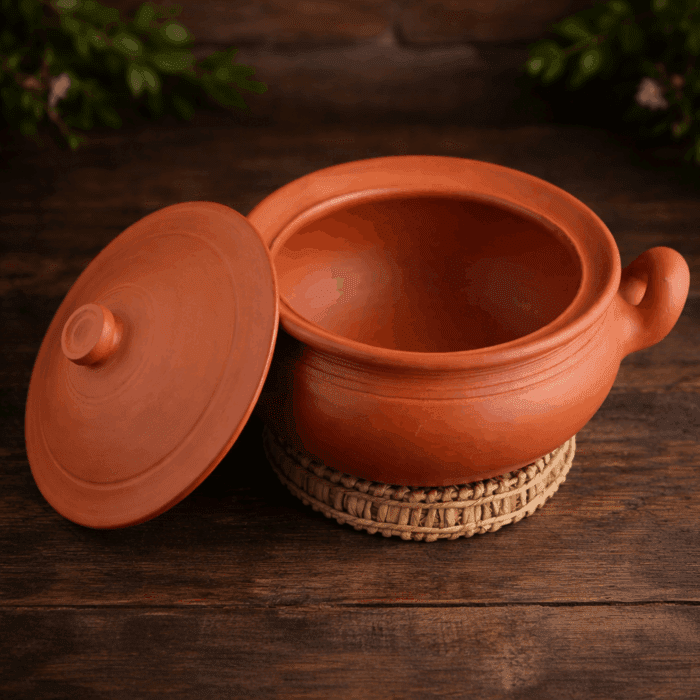 Handmade Clay Kadai with Lid - Image 2
