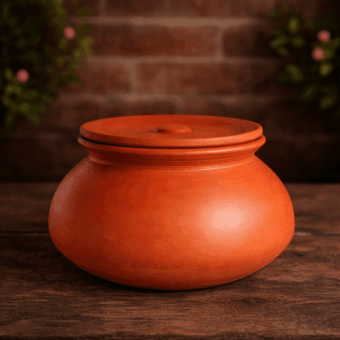 pot9(1) Handcrafted Clay Pot for Cooking & Serving 3L - Image 1