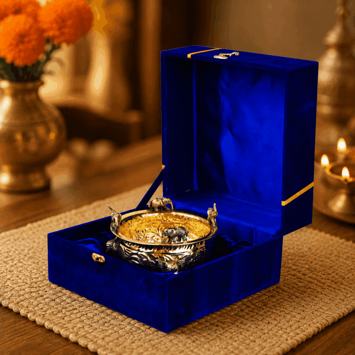 pot6(2) Brass Elephant Urli in Velvet Box - Image 1