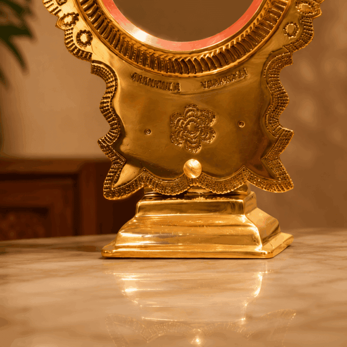 Authentic Aranmula Kannadi | Handmade Metal Mirror 3-Inch - Image 3
