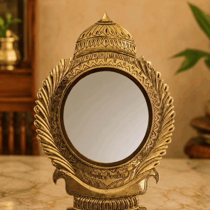 Aranmula Kannadi with Designed Edge | Authentic Handcrafted Kerala Metal Mirror 5 Inch - Image 2