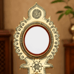 Aranmula Kannadi Traditional Winged Tower Peedom | Authentic Handmade Kerala Metal Mirror 2.75-inch - Image 2