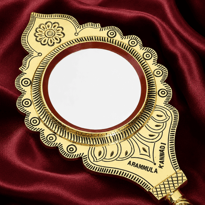 Aranmula Kannadi (Valkannadi) – Traditional Handcrafted Metal Mirror from Kerala - 3.5 Inch - Image 2